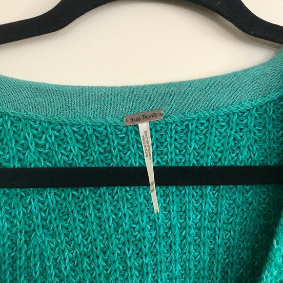 ❌SOLD❌ Free People Take Me Over V-Neck Sweater - Picture 5 of 5